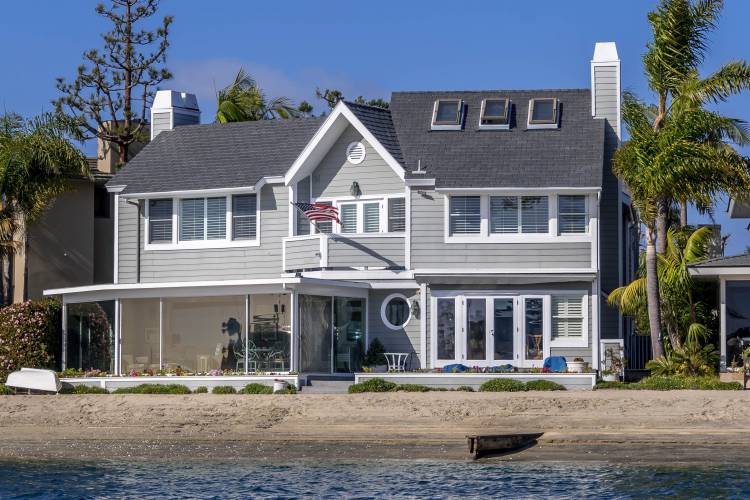 Experience a Newport Beach, California Vacation!